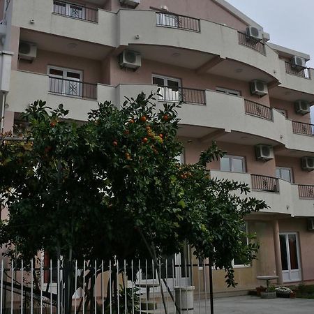 Guest House Zec Budva Ngoại thất bức ảnh