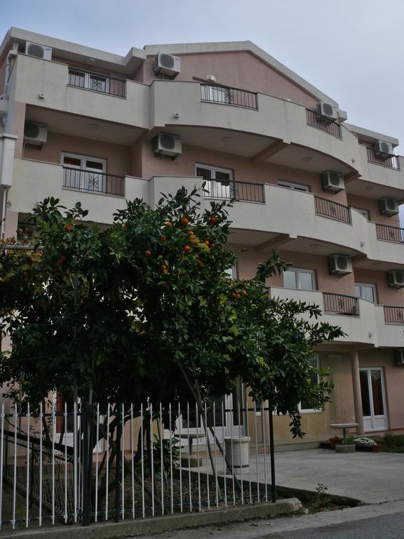 Guest House Zec Budva Ngoại thất bức ảnh