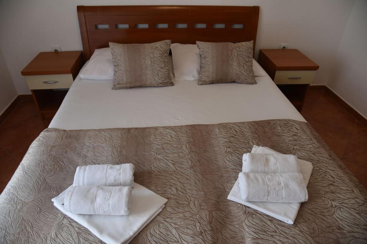 Guest House Zec Budva Ngoại thất bức ảnh