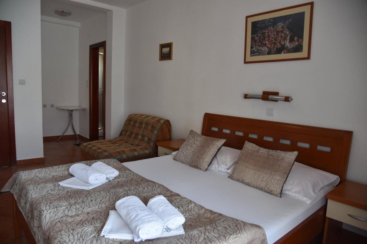Guest House Zec Budva Ngoại thất bức ảnh