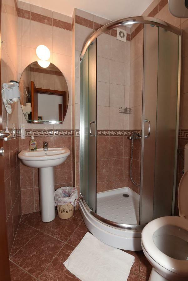 Guest House Zec Budva Ngoại thất bức ảnh