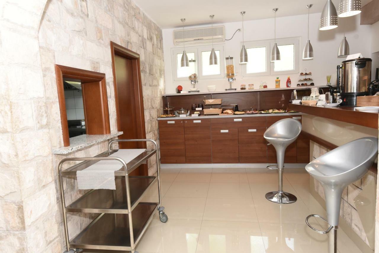 Guest House Zec Budva Ngoại thất bức ảnh