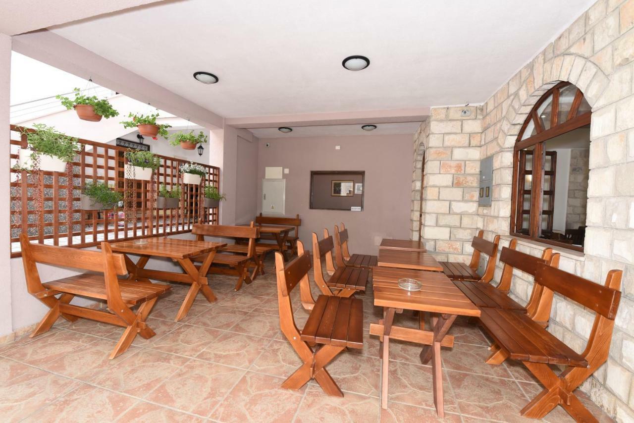 Guest House Zec Budva Ngoại thất bức ảnh